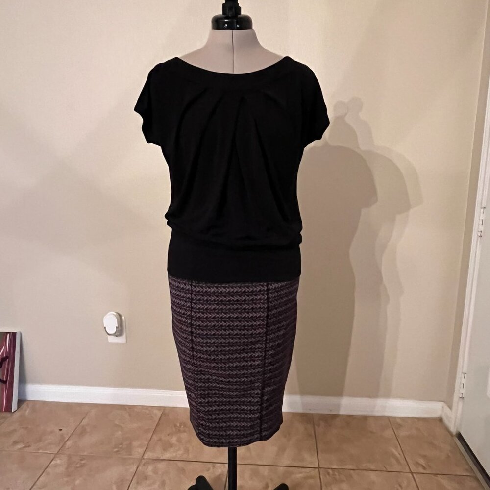 Black top & Pencil skirt whole outfit